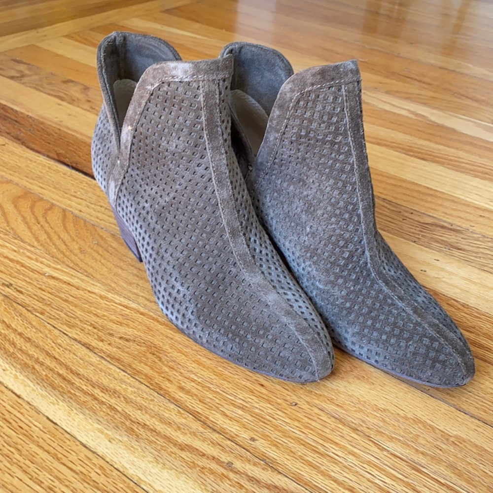 Brand new splendid booties
